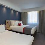 Express - & South Lakes By Ihg