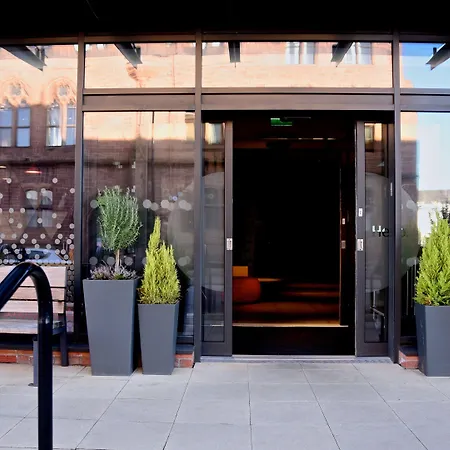 Express - & South Lakes By Ihg Hotell 3*