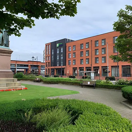 فندق Express - & South Lakes By Ihg 3*