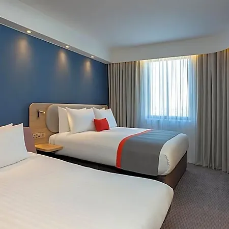 Express - & South Lakes By Ihg 3* 배로우인퍼니스