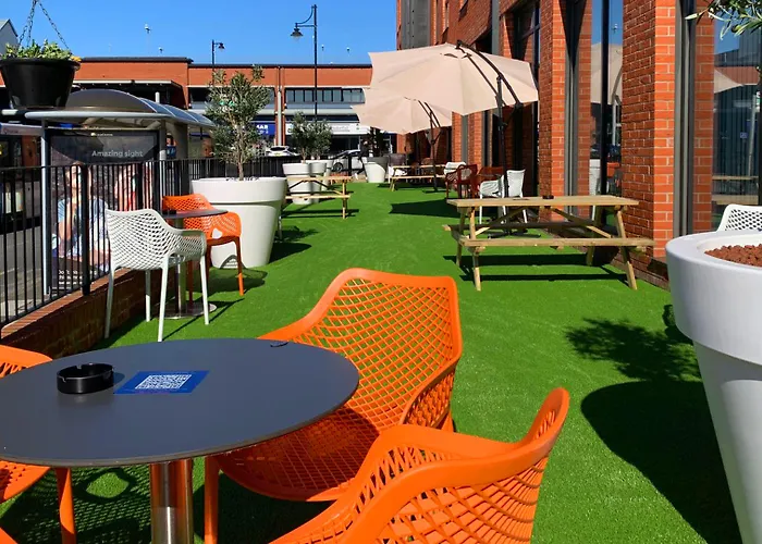 فندق Express - & South Lakes By Ihg 3*