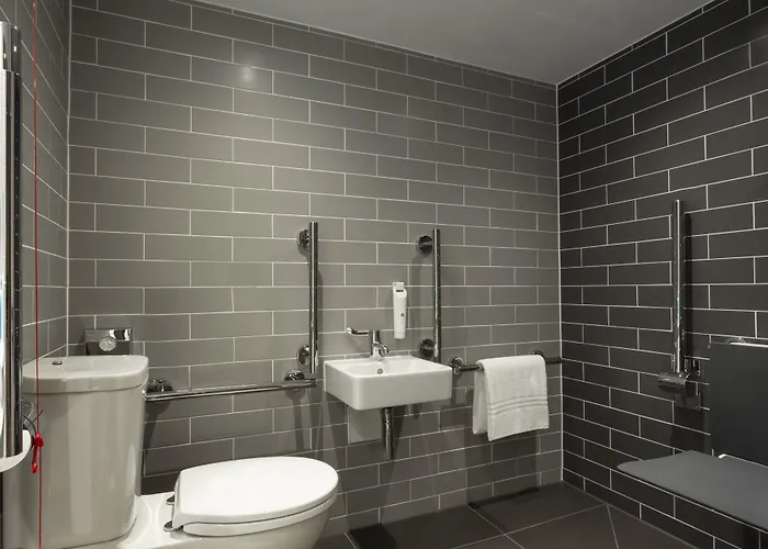 Express - & South Lakes By Ihg