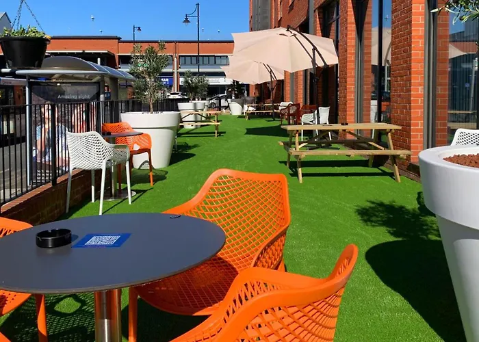 فندق Express - & South Lakes By Ihg 3*